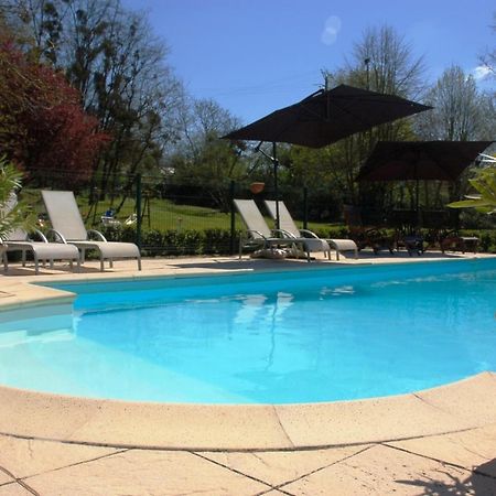 Le Logis Du Pressoir Chambre D'Hotes Bed & Breakfast In Beautiful 18Th Century Estate In The Heart Of The Loire Valley With Heated Pool And Extensive Grounds Bed & Breakfast Les Bois-d'Anjou Exterior photo